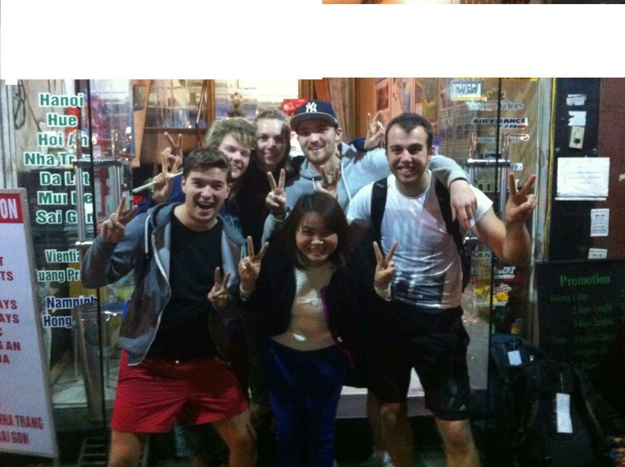 Thuc At 3Am Hostel Hanoi Luaran gambar